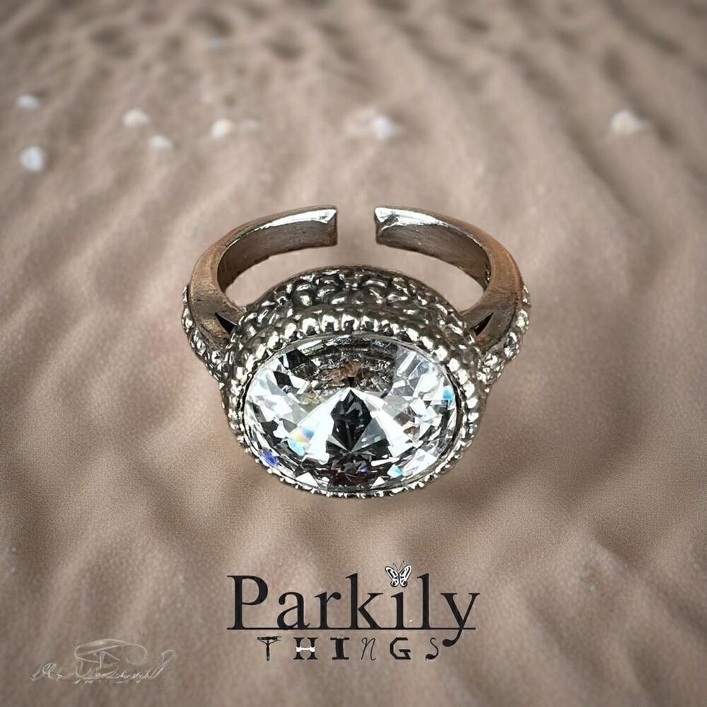 Handcrafted sparkly ring made with Swarovski crystal adjustable fit